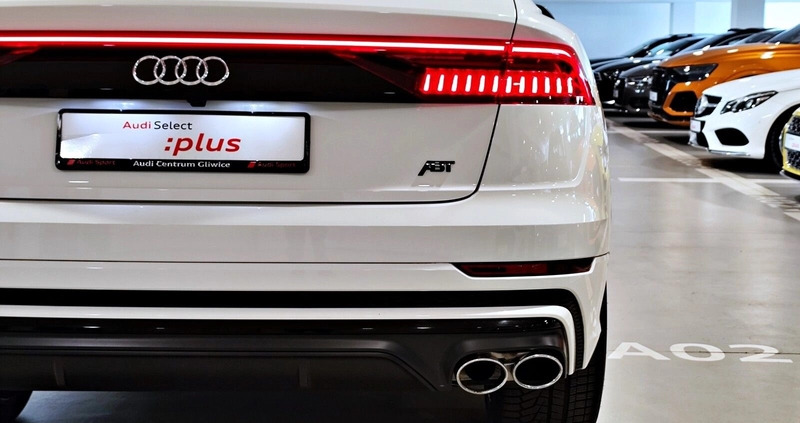 Audi SQ8 cena 430000 przebieg: 63000, rok produkcji 2019 z Kozienice małe 562